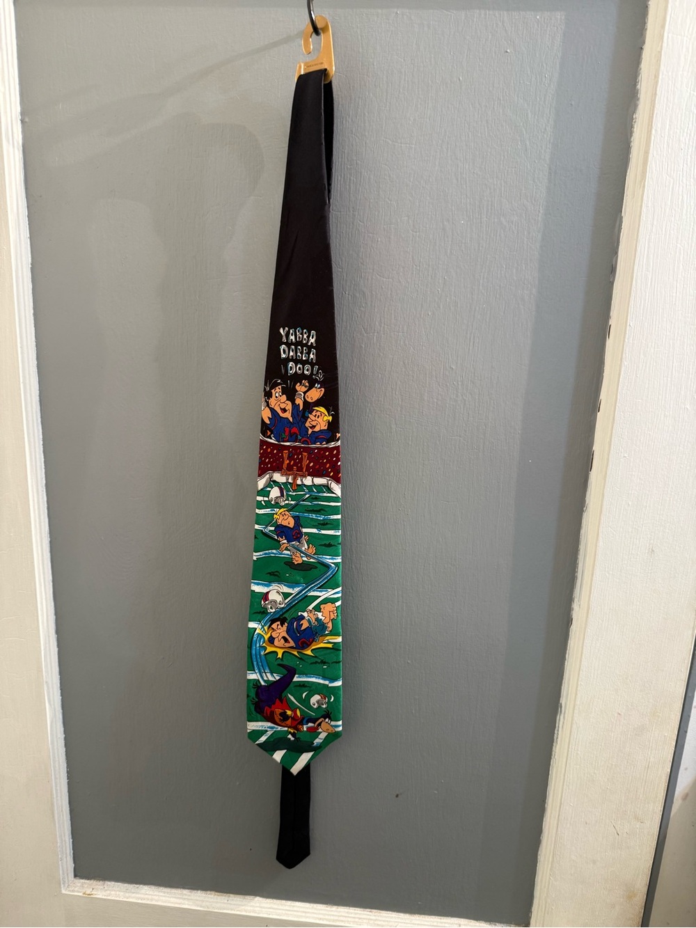 Vintage 1993 Hannah Barbarrah  flintstone tie